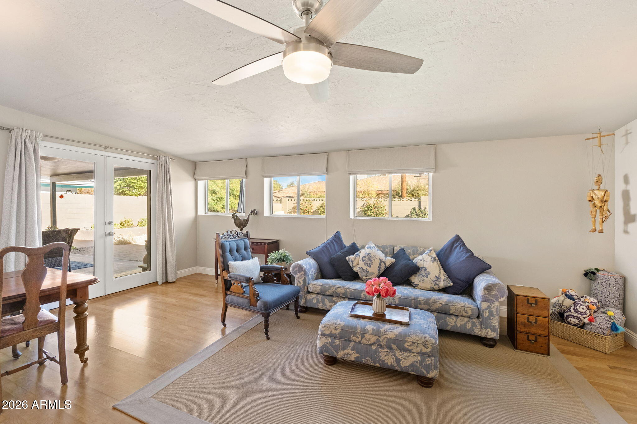 4901 North 82nd Street Scottsdale, AZ 85251 - Photo 19 of 48 Sunroom