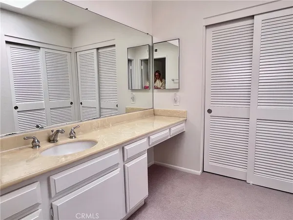 $3,900 | 32045 Via Canela, San Juan Capistrano, CA 92675