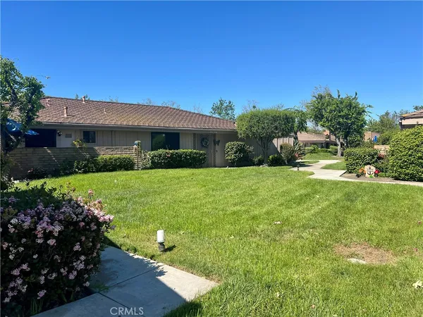 $3,900 | 32045 Via Canela, San Juan Capistrano, CA 92675