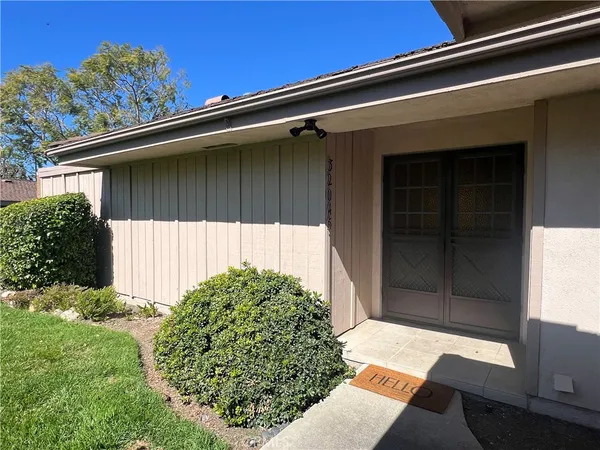 $3,900 | 32045 Via Canela, San Juan Capistrano, CA 92675