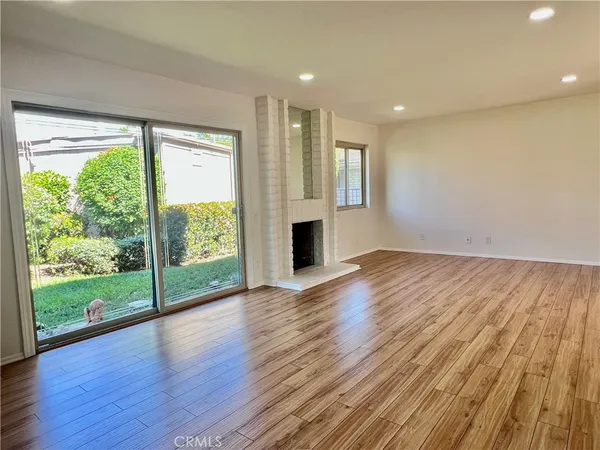 $3,900 | 32045 Via Canela, San Juan Capistrano, CA 92675