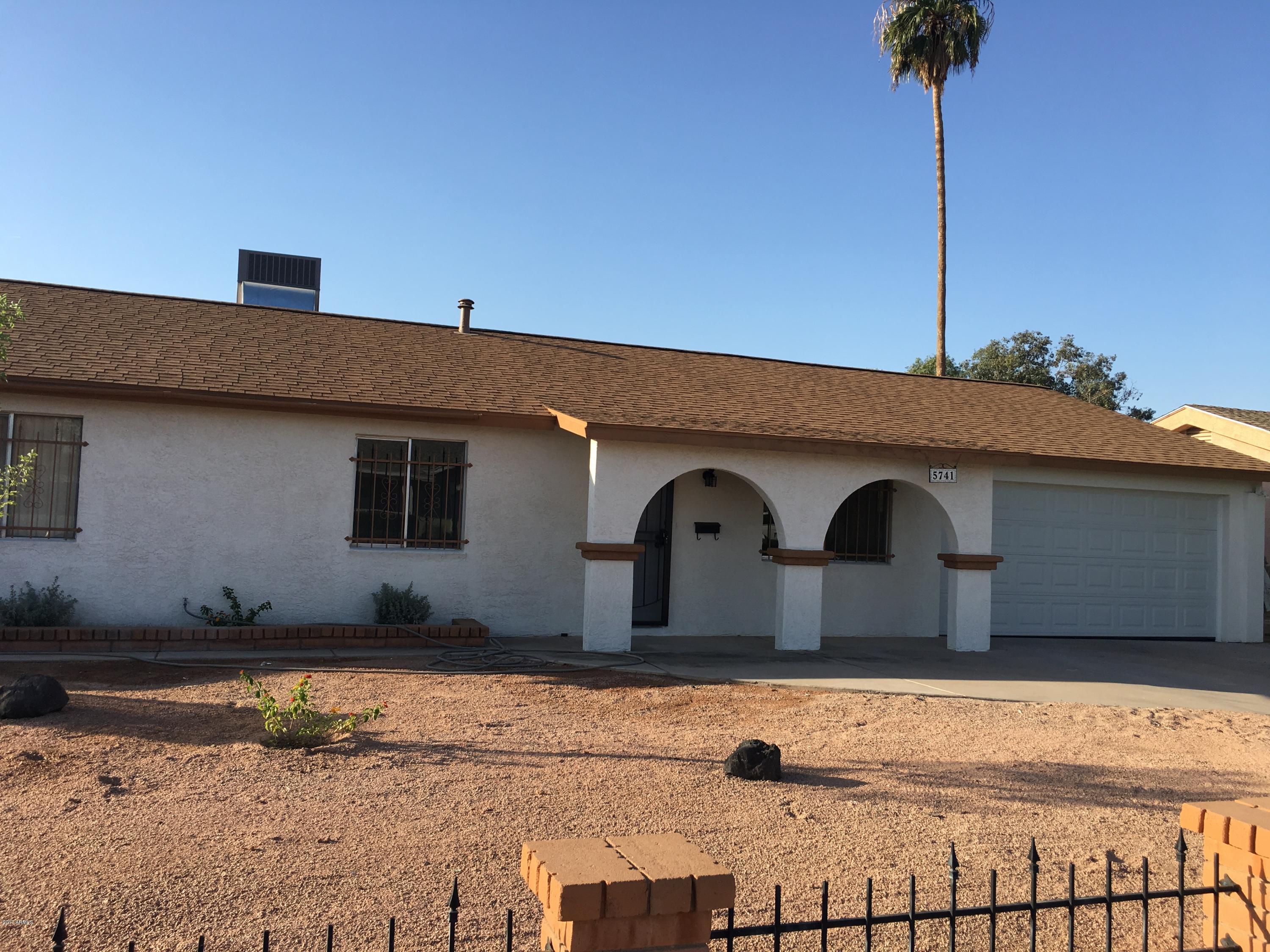 5741 West Berkeley Road Phoenix, AZ 85035 - Photo 3 of 32 IMG_7314