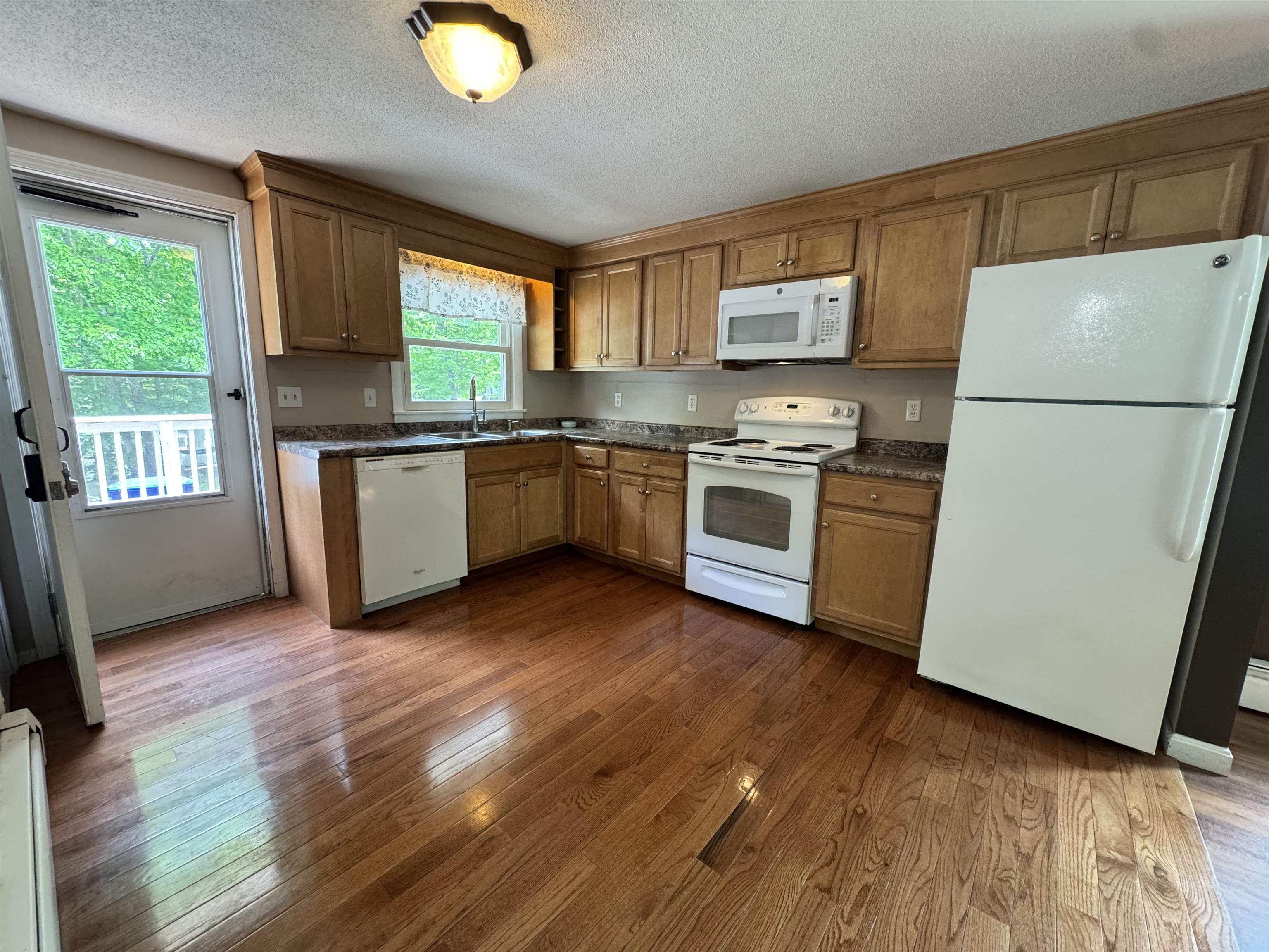28A Burns Hill Road, Unit B Hudson, NH 03051 - Photo 2 of 14
