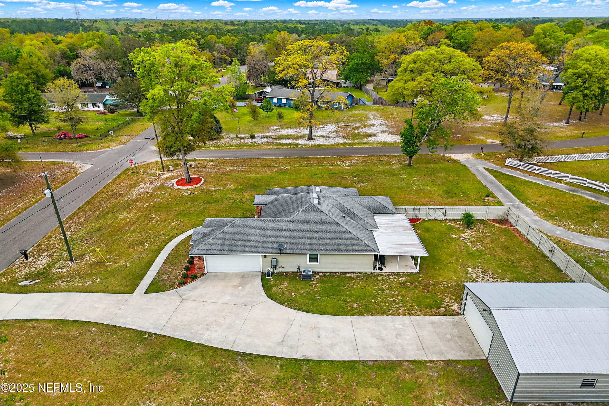 4575 Armadillo Street Middleburg, FL 32068 - Photo 32 of 37 Call