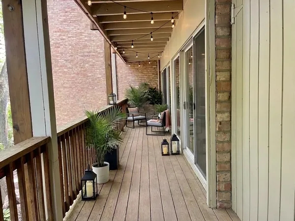 $1,750 | 5817 Oakwood Drive, Unit D, Lisle, IL 60532