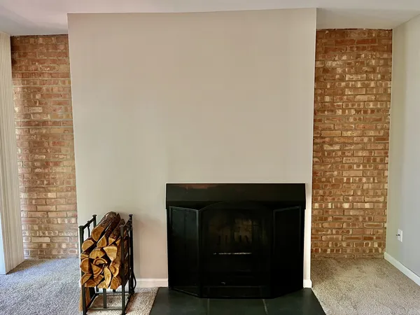 $1,750 | 5817 Oakwood Drive, Unit D, Lisle, IL 60532