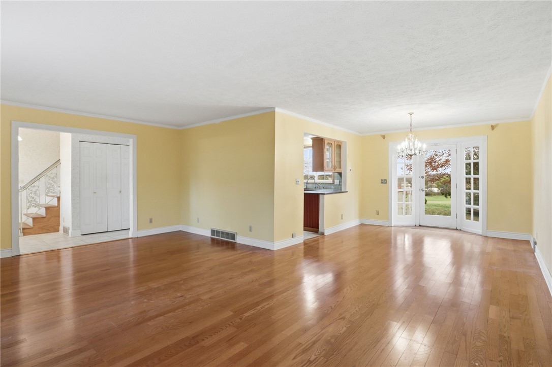 550 Manitou Beach Road Greece, NY 14468 - Photo 7 of 40