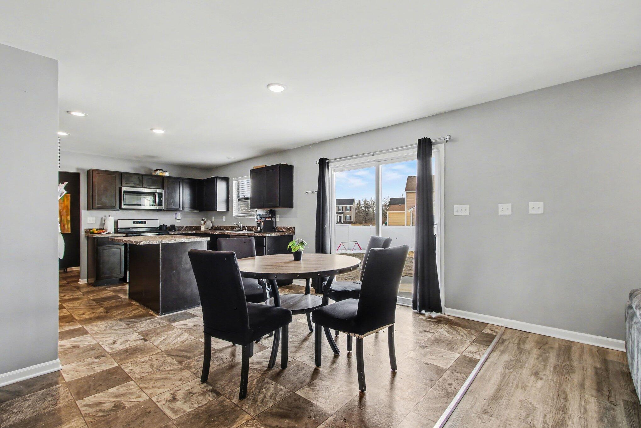 7480 Williams Street Merrillville, IN 46410 - Photo 10 of 37 2038x1359