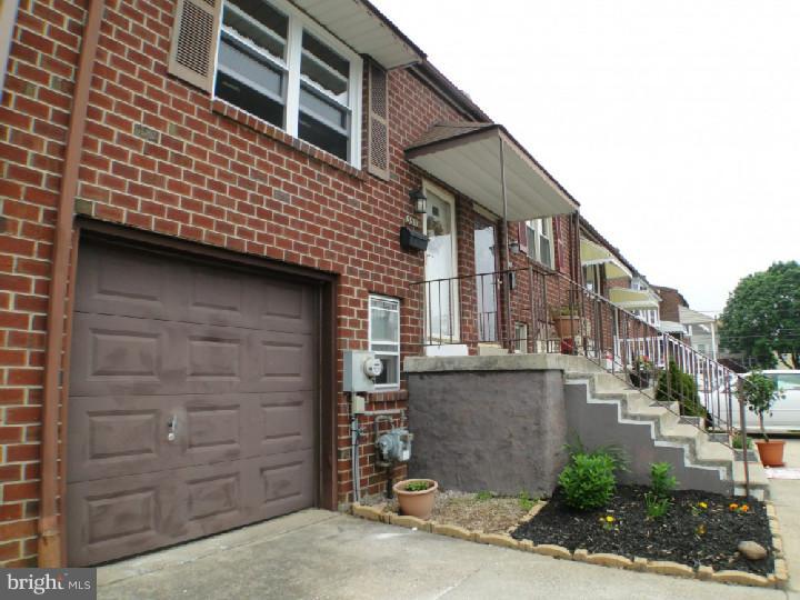 3589 Dows Road Philadelphia, PA 19154 - Photo 4 of 25 Exterior Front