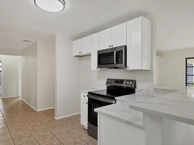 $499,900 | 2102 Country Meadows Place, Sarasota, FL 34235