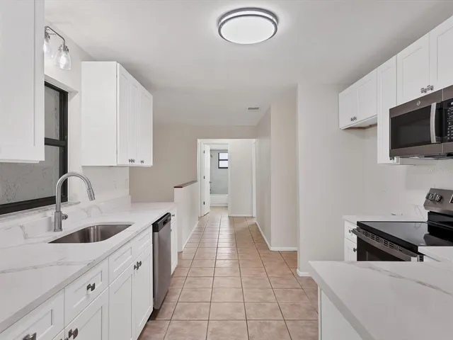 $499,900 | 2102 Country Meadows Place, Sarasota, FL 34235