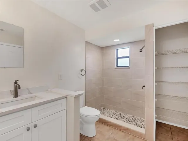 $499,900 | 2102 Country Meadows Place, Sarasota, FL 34235