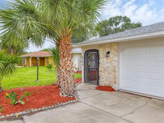 $499,900 | 2102 Country Meadows Place, Sarasota, FL 34235