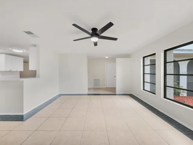 $499,900 | 2102 Country Meadows Place, Sarasota, FL 34235