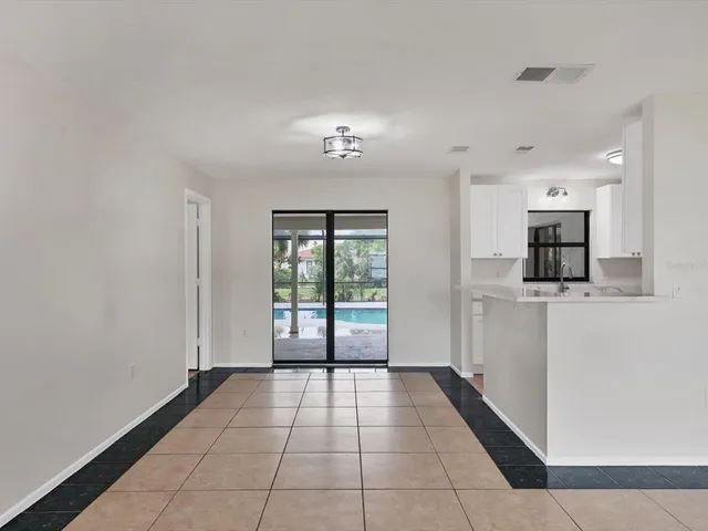 $499,900 | 2102 Country Meadows Place, Sarasota, FL 34235