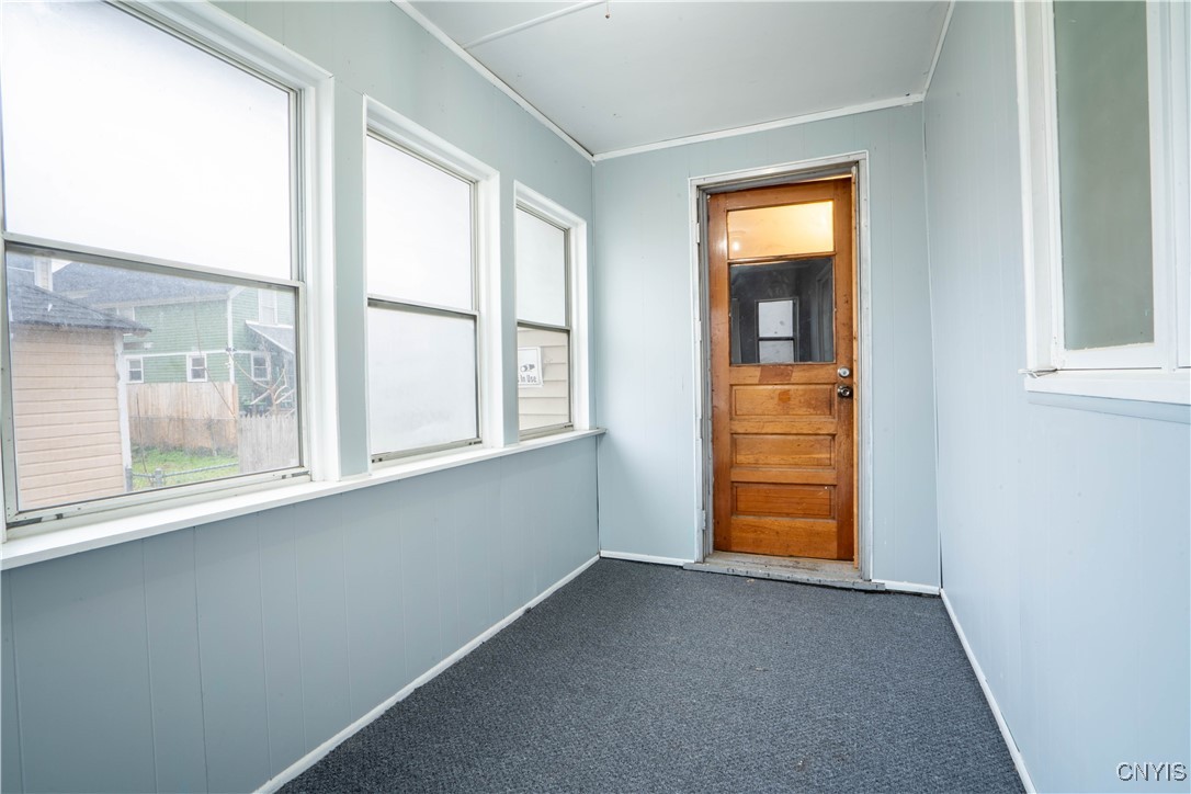 236 Perry Street Herkimer, NY 13350 - Photo 4 of 39