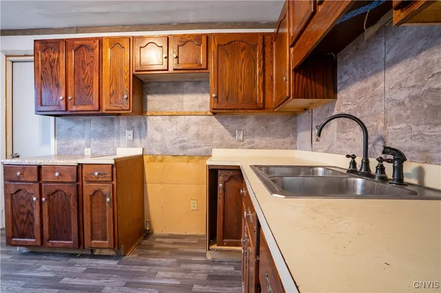 $74,900 | 236 Perry Street, Herkimer, NY 13350