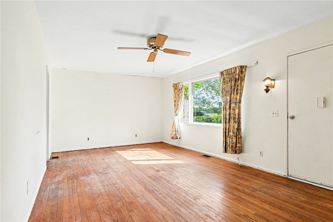 564 Co Road Newark, NY 14513 - Photo 2 of 15 Gallery Image 2