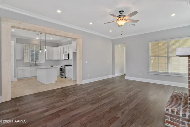 $395,000 | 5817 Crape Court, Lake Charles, LA 70605