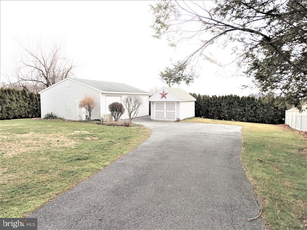 656 West Brubaker Valley Road Lititz, PA 17543 - Photo 36 of 37