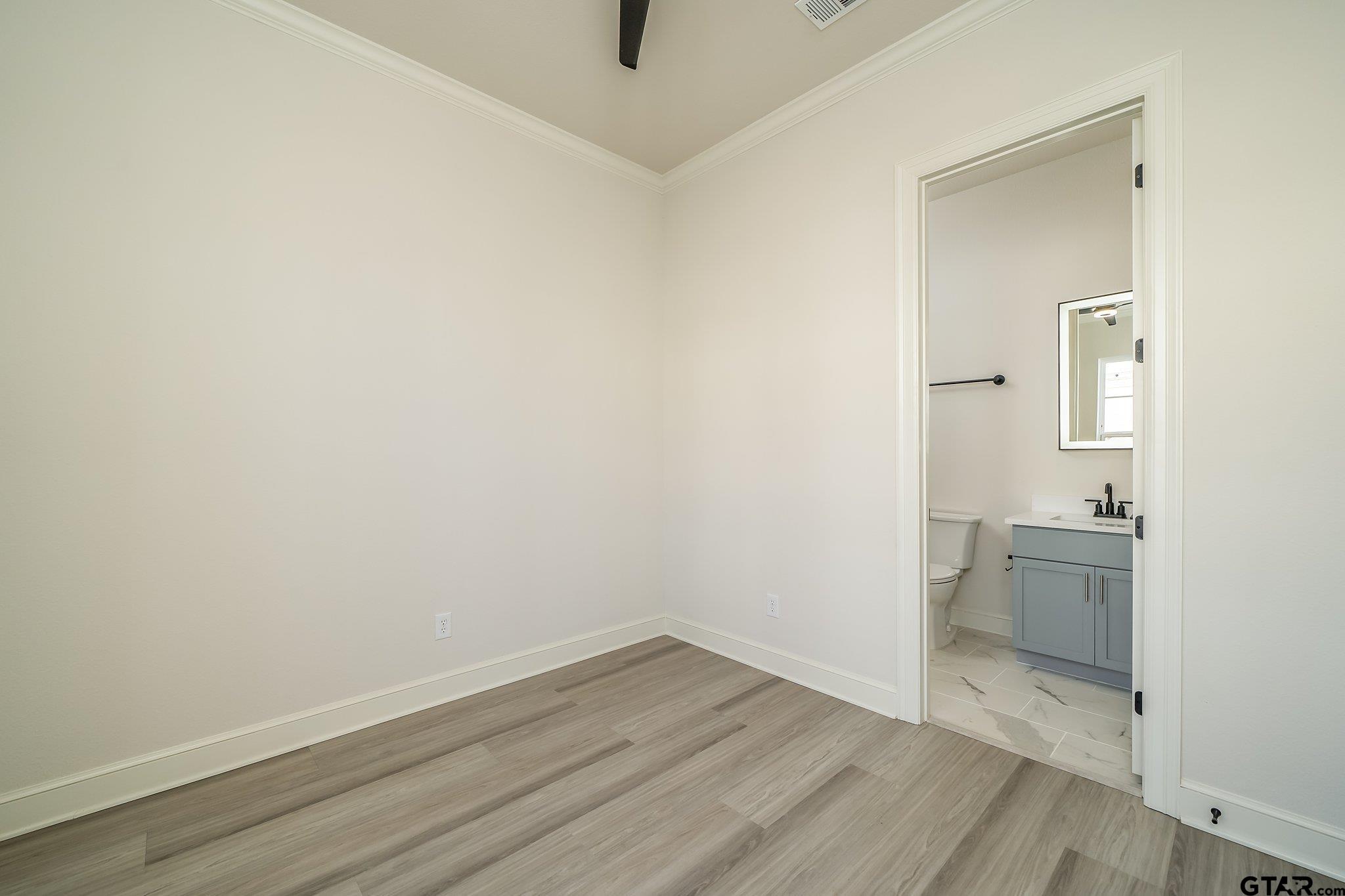 544 West Erwin Street Tyler, TX 75702 - Photo 9 of 23