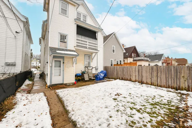 $325,000 | 1816 South 59th Street, West Allis, WI 53214