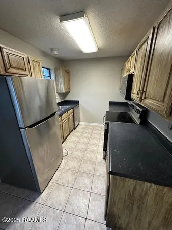 $98,500 | 100 Winchester Drive, Unit 306, Lafayette, LA 70506