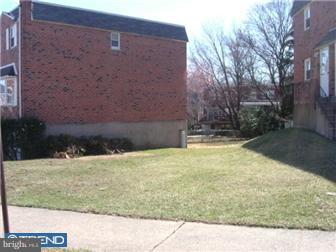 12701 Cabell Road Philadelphia, PA 19154 - Photo 10 of 12 Exterior Side