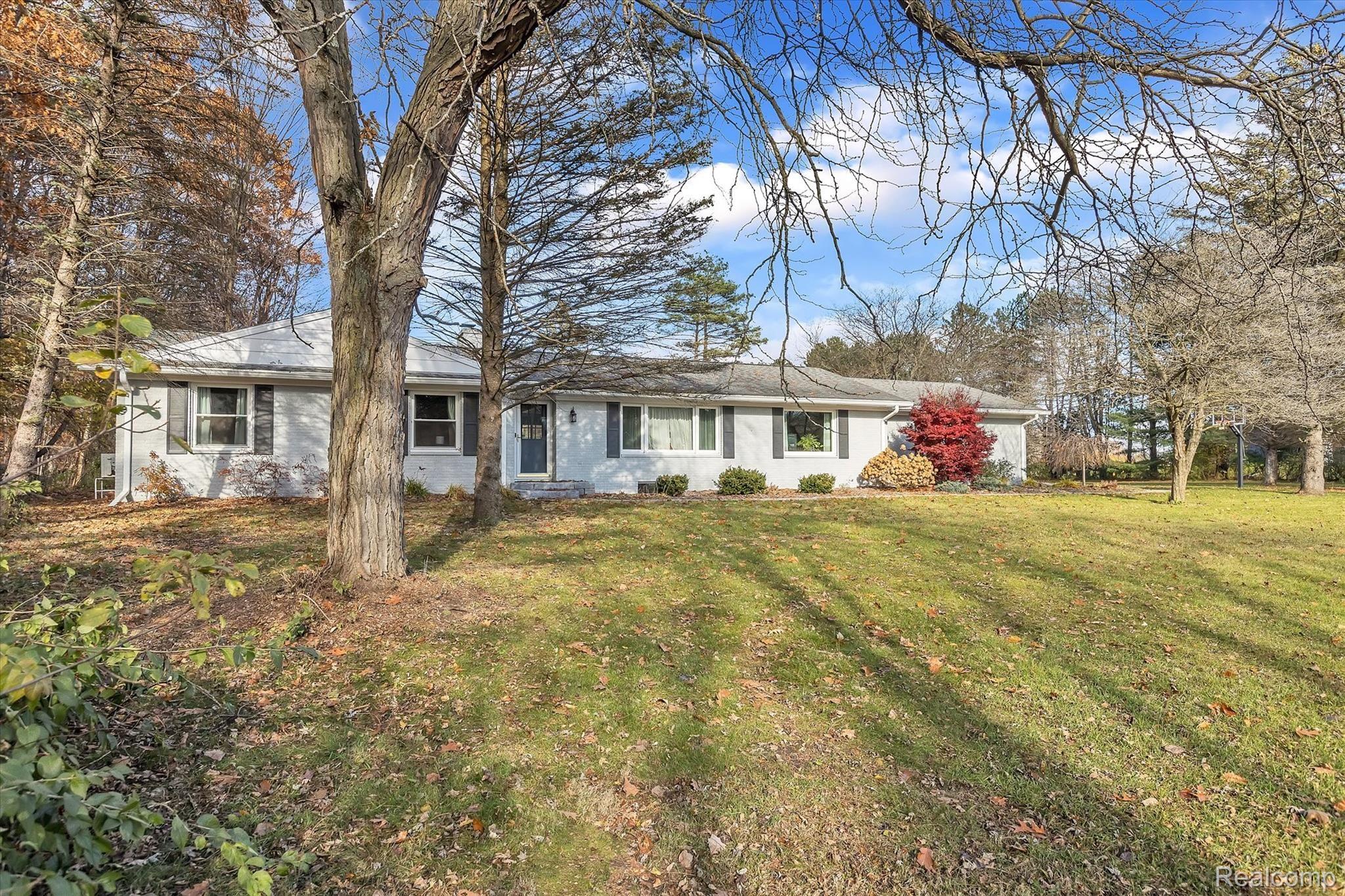 11619 Rathbun Road Birch Run, MI 48415 - Photo 2 of 90 02-11619 Rathbun Rd-windowstill-realestate-photography-2.jpg