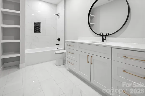 $725,000 | 110 Scott Mdws Drive, Asheville, NC 28806