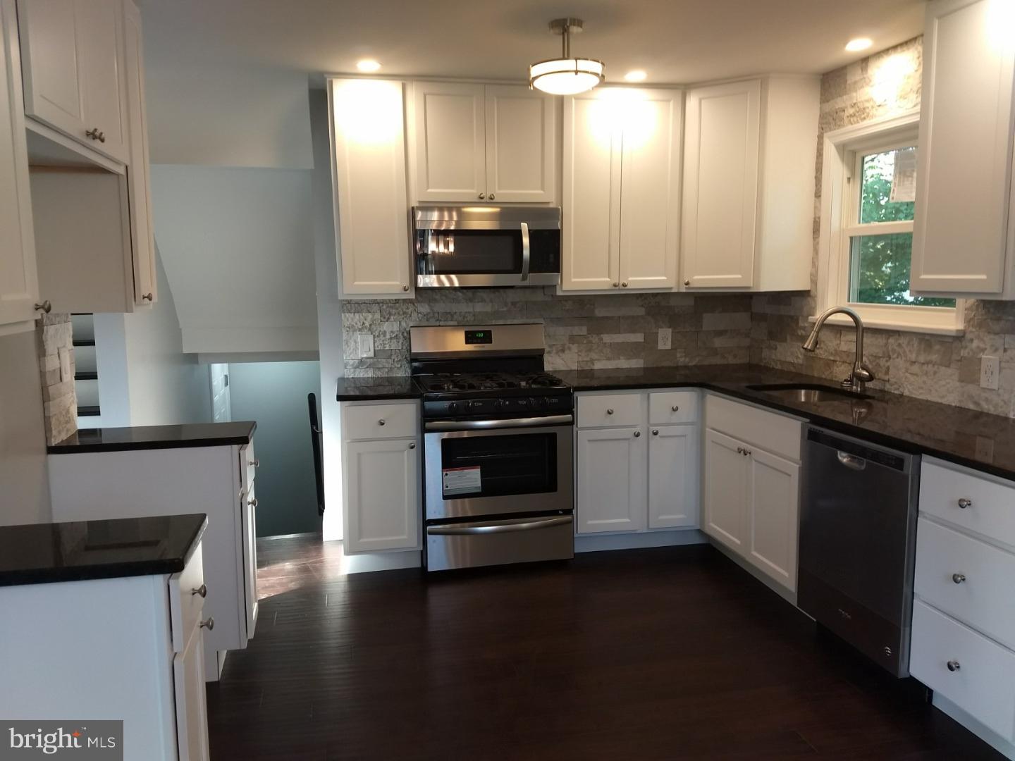 452 Spring Road Hammonton, NJ 08037 - Photo 12 of 24