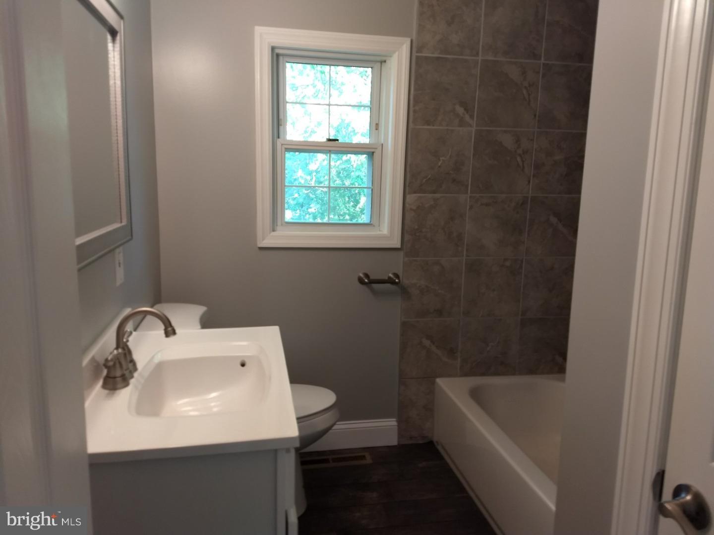 452 Spring Road Hammonton, NJ 08037 - Photo 18 of 24