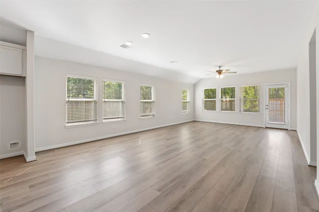 $2,458 | 106 Violet Carson Court, Willis, TX 77318