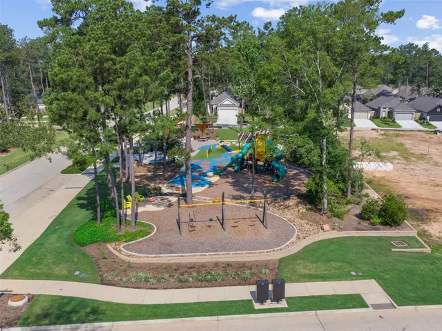 $2,458 | 106 Violet Carson Court, Willis, TX 77318