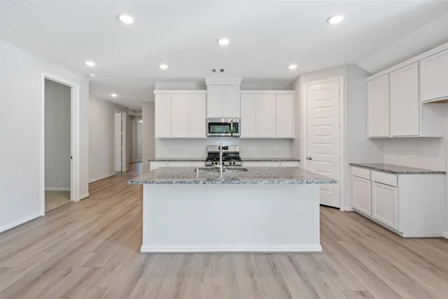 $2,458 | 106 Violet Carson Court, Willis, TX 77318