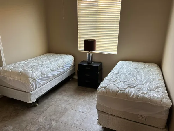 $4,000 | 59 Shoreline Drive, Rancho Mirage, CA 92270