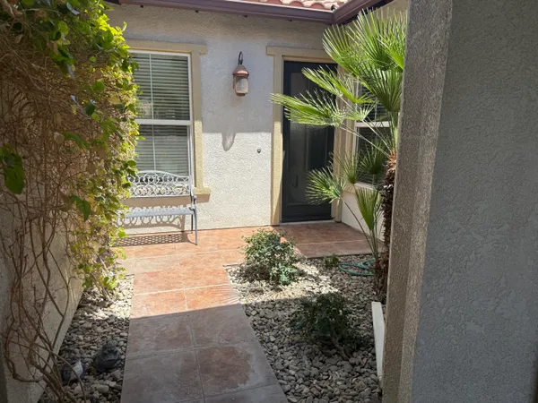 $3,995 | 59 Shoreline Drive, Rancho Mirage, CA 92270