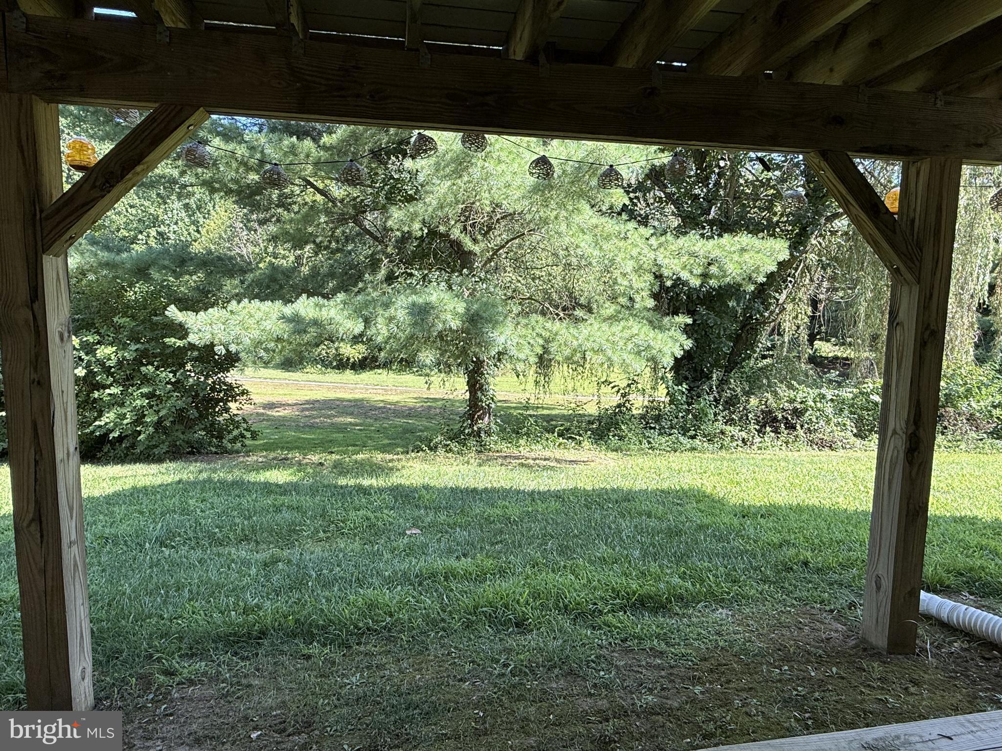 135 Juniper Lane Swedesboro, NJ 08085 - Photo 22 of 40 a view of a garden
