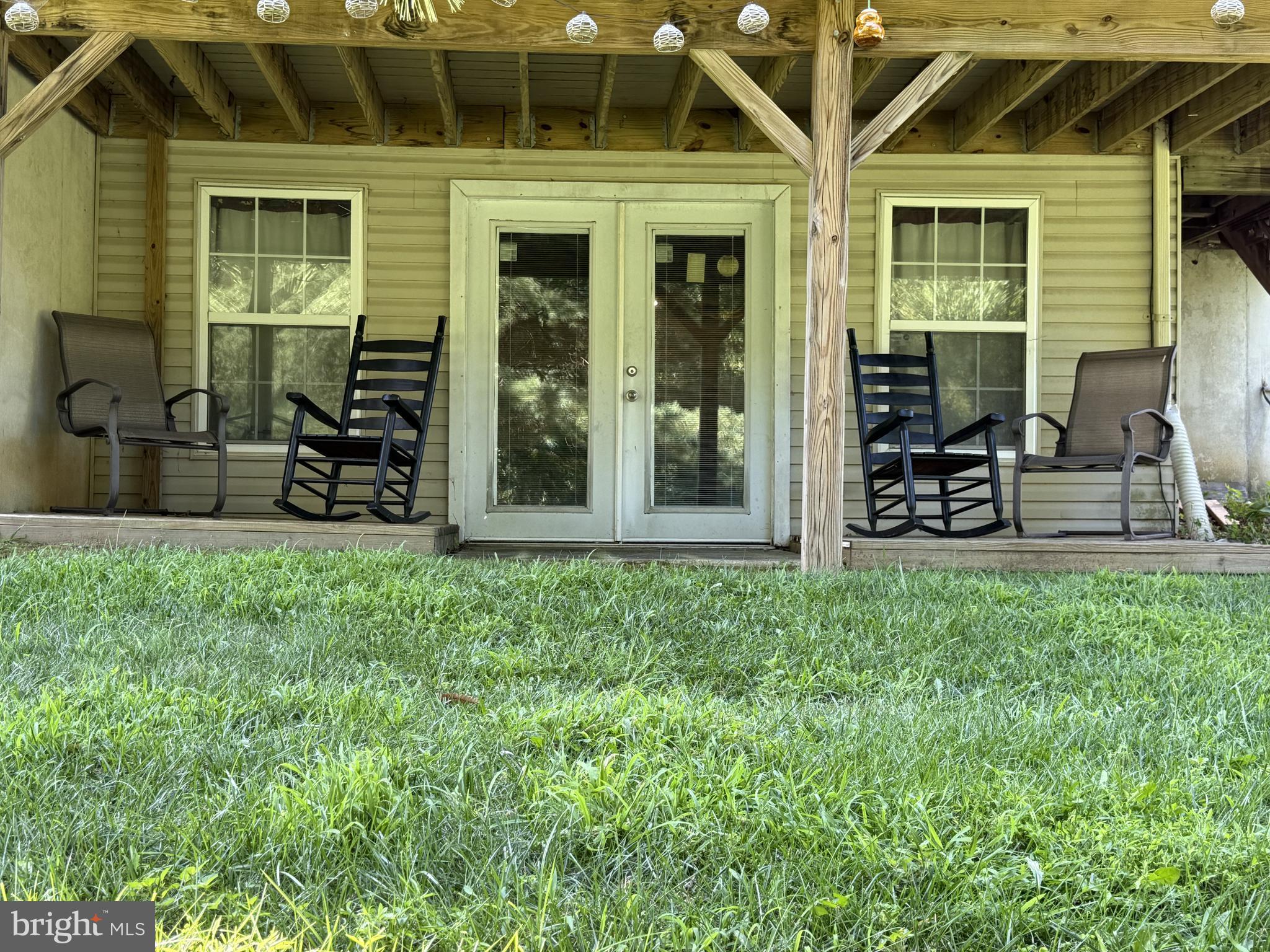 135 Juniper Lane Swedesboro, NJ 08085 - Photo 23 of 40 a view of a house with backyard and porch