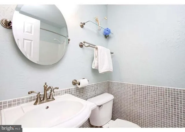 $585,000 | 135 Juniper Lane, Swedesboro, NJ 08085