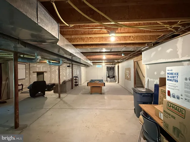 $585,000 | 135 Juniper Lane, Swedesboro, NJ 08085