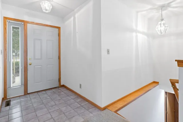 a view of empty room with window