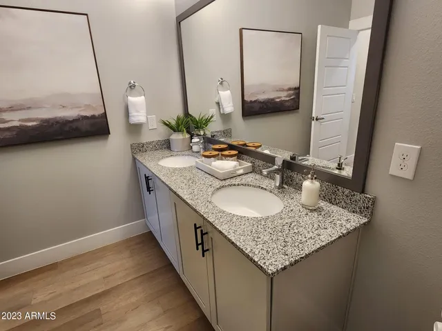 $1,877 | 1375 North 145th Avenue, Unit B1, Goodyear, AZ 85395