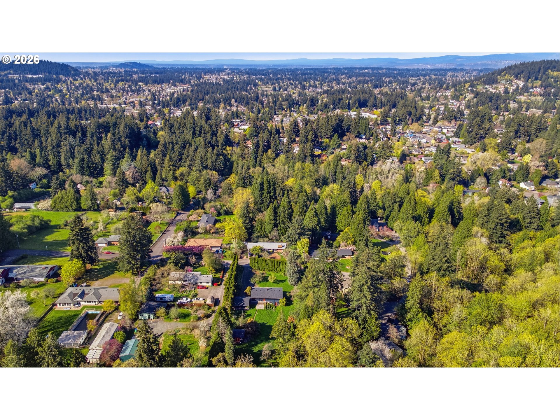 12802 Southeast Knapp Street Portland, OR 97236 - Photo 48 of 48 a view of city and mountain