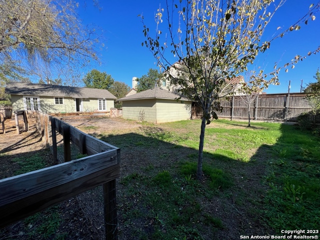 370 East Sunset Road San Antonio, TX 78209 - Photo 18 of 21