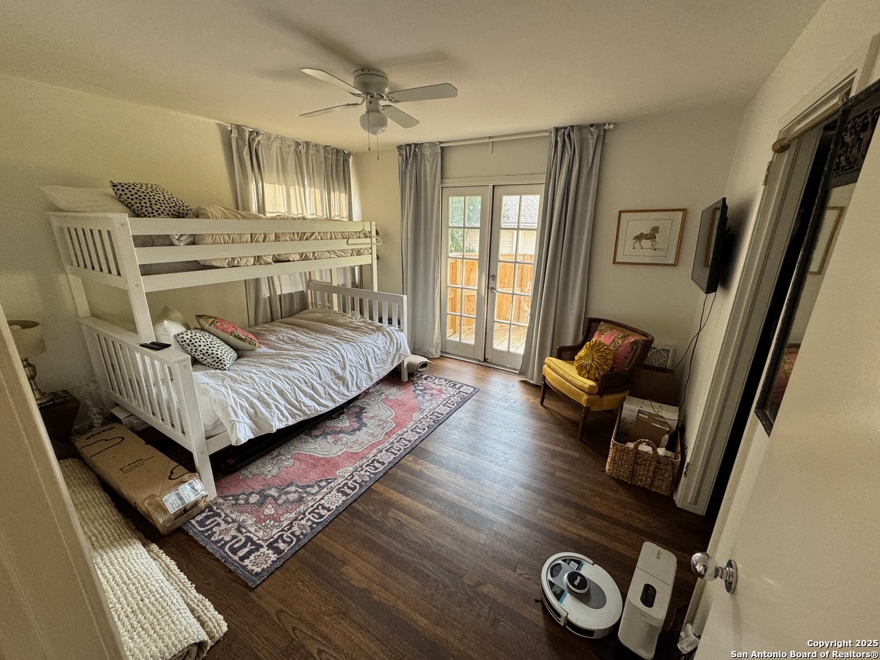 370 East Sunset Road San Antonio, TX 78209 - Photo 10 of 21