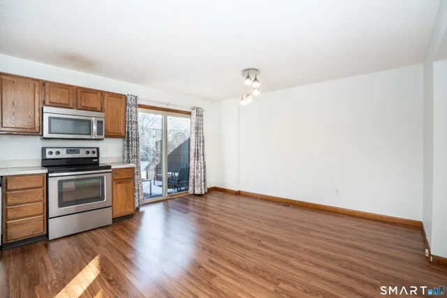 $2,650 | 449 South Main Street, Unit 88, Manchester, CT 06040