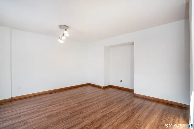 $2,650 | 449 South Main Street, Unit 88, Manchester, CT 06040