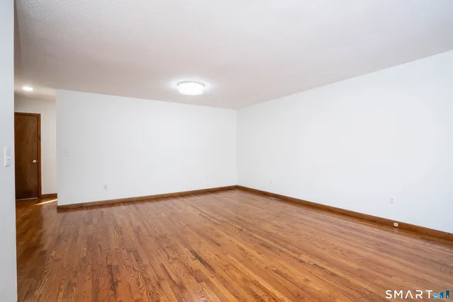 $2,650 | 449 South Main Street, Unit 88, Manchester, CT 06040