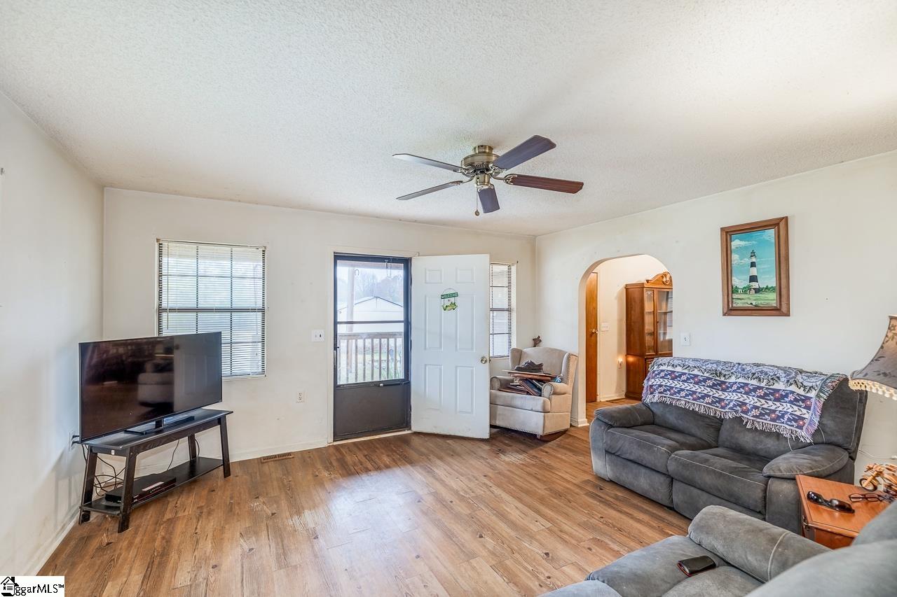 1280 South 114 Enoree, SC 29335 - Photo 2 of 25 Gallery Image 2